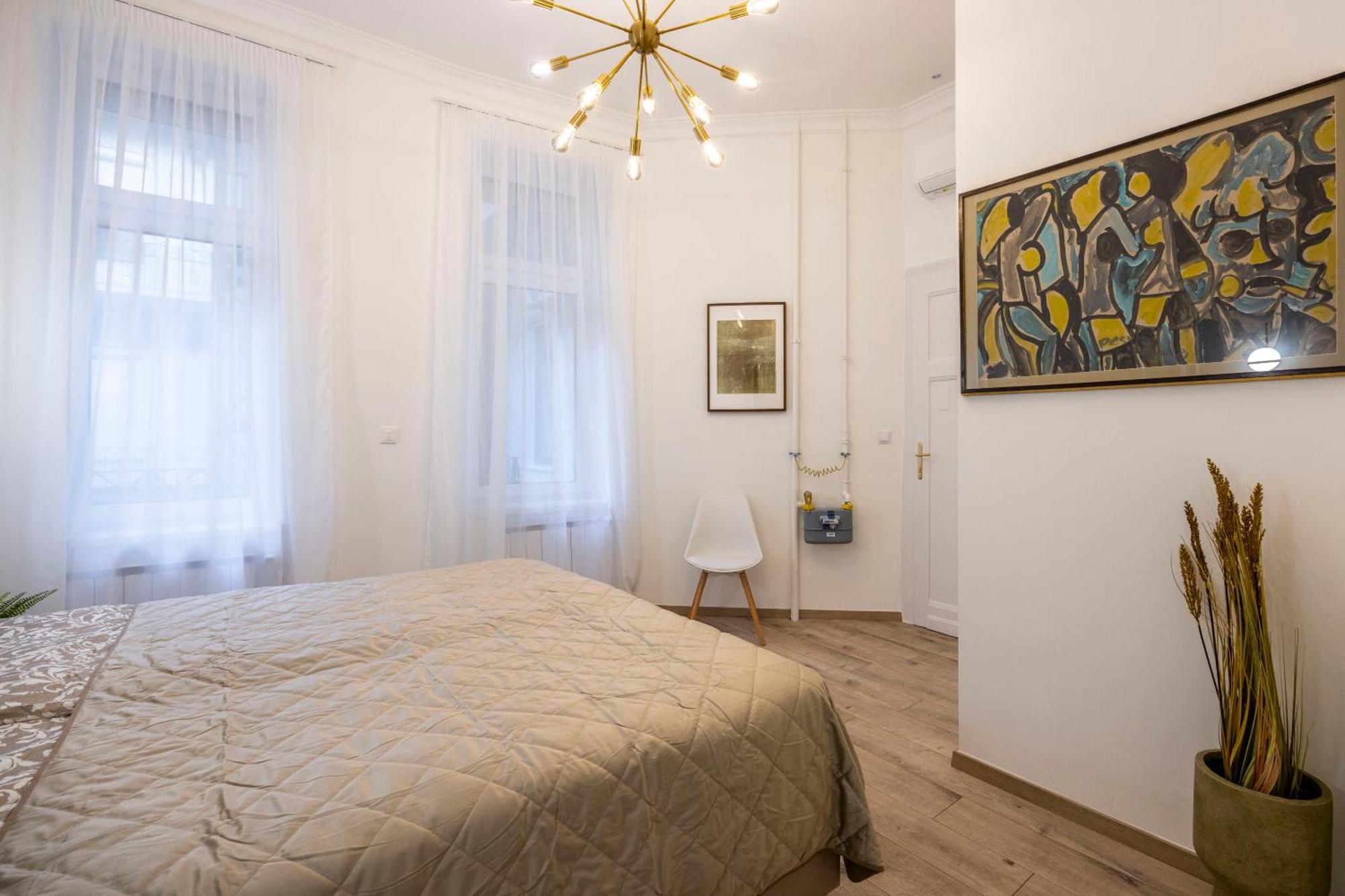 Luxurious Central 4Bedrm 3Bathrm Residence W/ Balcony Будапешт Экстерьер фото